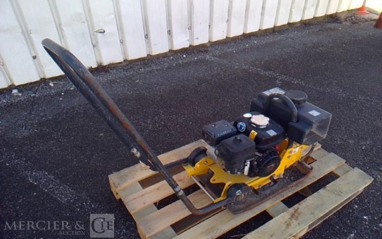 BOMAG PLAQUE VIBRANTE THERMIQUE BVP 10/36 80KG AN2021 JAUNE SD251