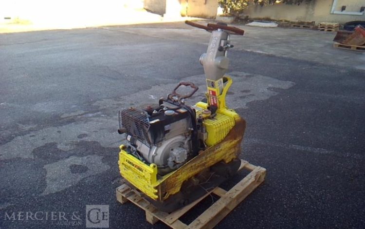 AMMAN PLAQUE VIBRANTE THERMIQUE 400KG JAUNE SD254