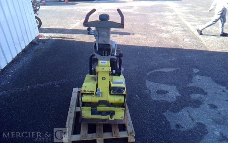 AMMAN PLAQUE VIBRANTE THERMIQUE 400KG JAUNE SD254