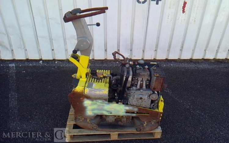 AMMAN PLAQUE VIBRANTE THERMIQUE 400KG JAUNE SD254