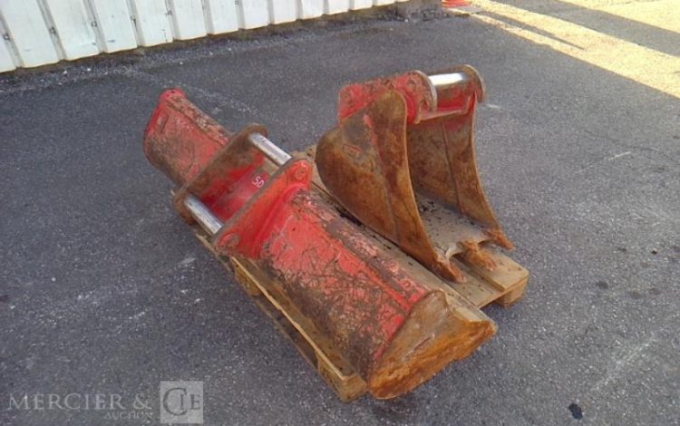 ACB MORRIN 1 GODET DE CURAGE 1450mm + 1 GODET DE FOUILLE 370mm ACB ROUILLE SD256