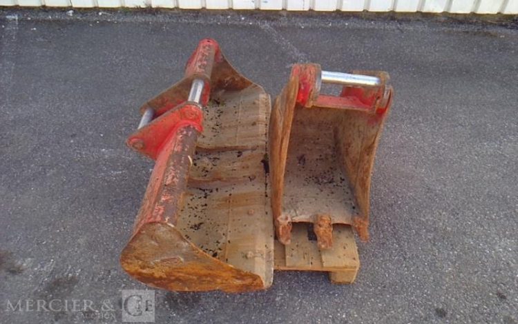 ACB MORRIN 1 GODET DE CURAGE 1450mm + 1 GODET DE FOUILLE 370mm ACB ROUILLE SD256