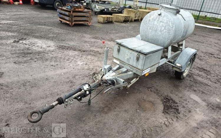 HUBIERE REMORQUE TONNE A EAU 500 LITRES AVEC POMPE A EAU ELECTRIQUE –  TON010005