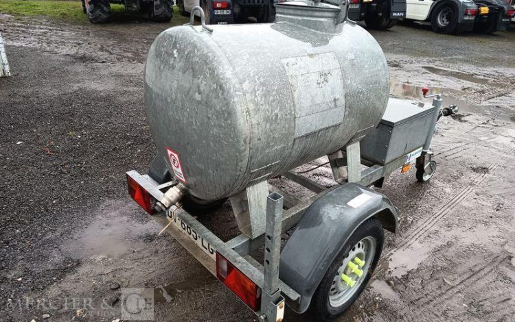 HUBIERE REMORQUE TONNE A EAU 500 LITRES AVEC POMPE A EAU ELECTRIQUE –  TON010007