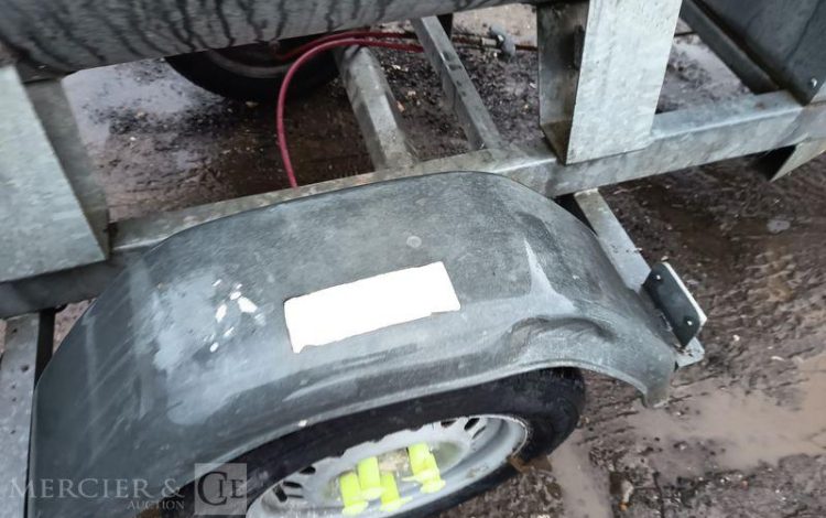 HUBIERE REMORQUE TONNE A EAU 500 LITRES AVEC POMPE A EAU ELECTRIQUE –  TON010007