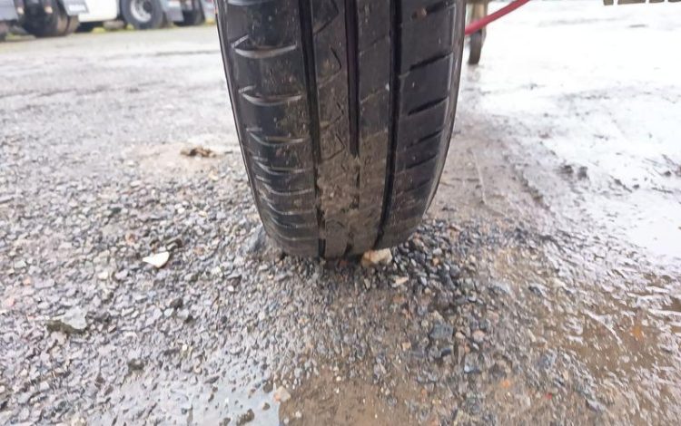 HUBIERE REMORQUE TONNE A EAU 500 LITRES AVEC POMPE A EAU ELECTRIQUE –  TON010007