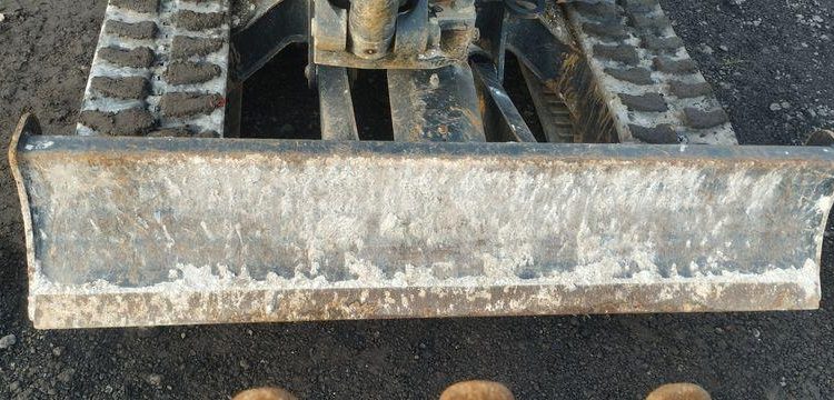 BOBCAT MINI PELLE SUR CHENILLES E27 DIESEL 2T6 – HORAMETRE : 193 HEURES – ANNEE 2023  12297