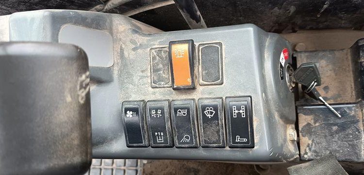 YANMAR MINI PELLE SUR CHENILLES SV18 – DIESEL – 1,9T –  1087 HEURES – ANNEE 2019  12932