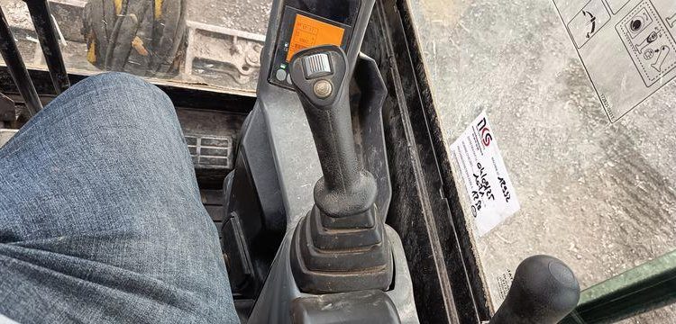 YANMAR MINI PELLE SUR CHENILLES SV18 – DIESEL – 1,9T –  1087 HEURES – ANNEE 2019  12932