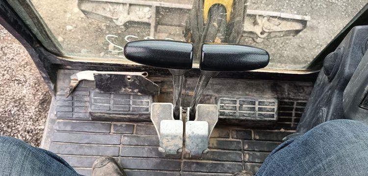 YANMAR MINI PELLE SUR CHENILLES SV18 – DIESEL – 1,9T –  1087 HEURES – ANNEE 2019  12932