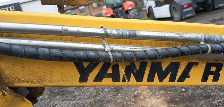 YANMAR MINI PELLE SUR CHENILLES SV18 – DIESEL – 1,9T –  1087 HEURES – ANNEE 2019  12932