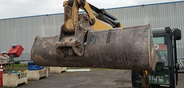 YANMAR MINI PELLE SUR CHENILLES SV18 – DIESEL – 1,9T –  1087 HEURES – ANNEE 2019  12932