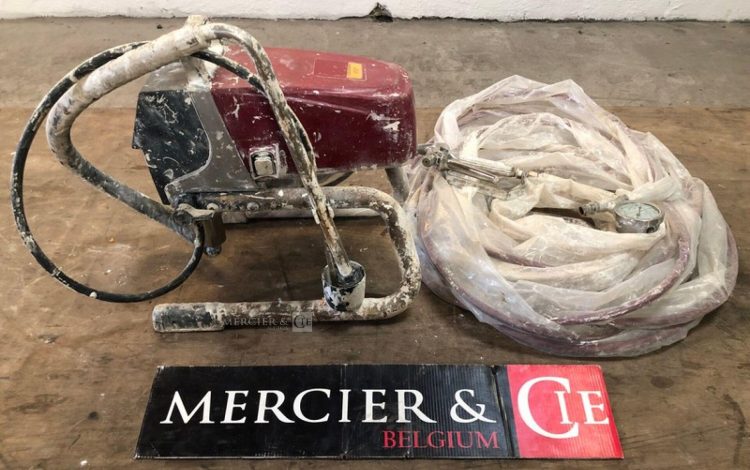 TITAN IMPACT 400  AIR011301