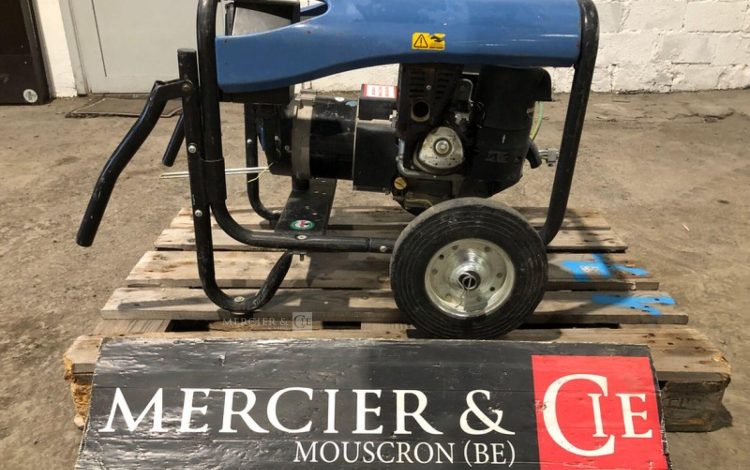 SDMO PERFORM 3000  GRO010498