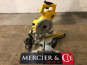 DEWALT DW777-QS  SCI010117