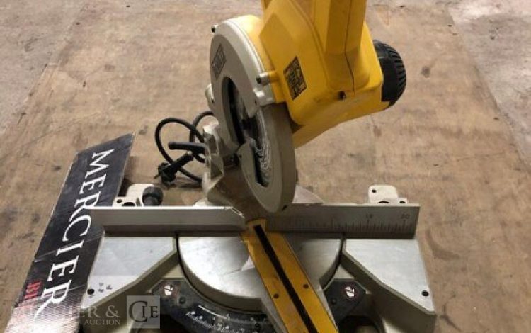 DEWALT DW777-QS  SCI010117