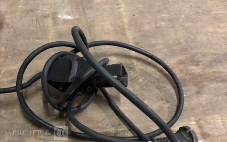 DEWALT DW777-QS  SCI010117