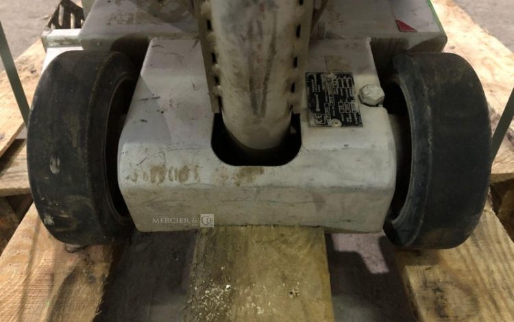 HUSQVARNA FS305  6MAM22026