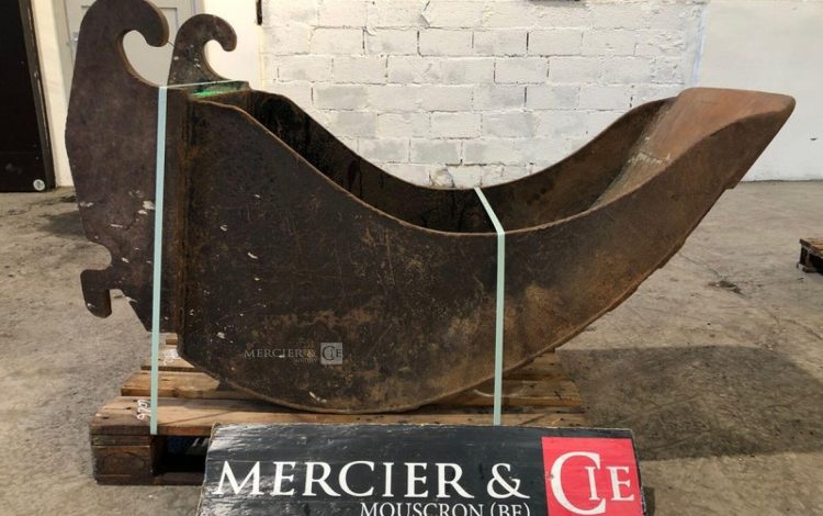 HITACHI ZX135  56MAM22026