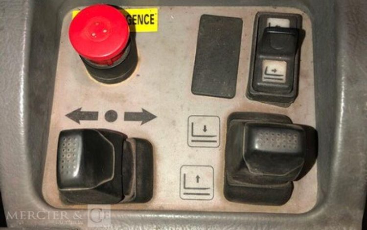 NISSAN A / ATF / 100 TFVJN320  1722611