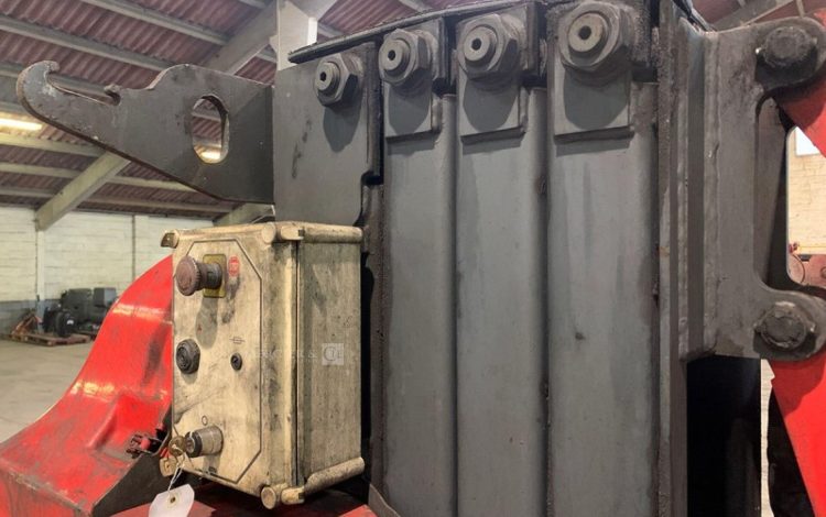 ATN PIAF 1000R  M10EA015