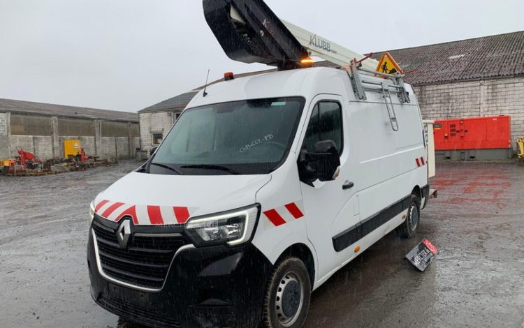 RENAULT RENAULT MASTER / KLUBB KL32  GB-662-PB