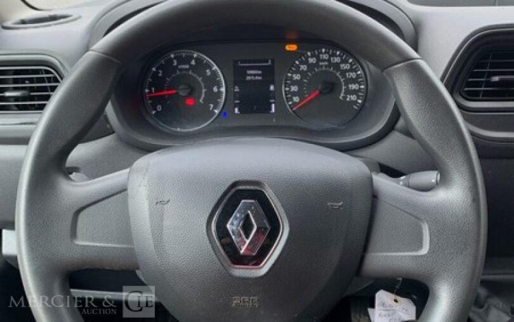 RENAULT RENAULT MASTER / KLUBB KL32  GB-662-PB