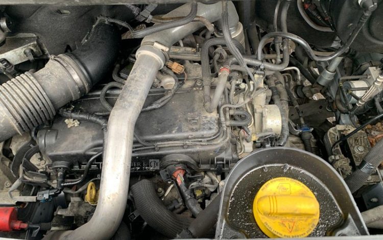 RENAULT RENAULT MASTER / KLUBB KL32  GB-662-PB