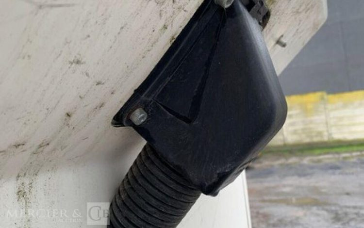 RENAULT RENAULT MASTER / KLUBB KL32  GB-662-PB