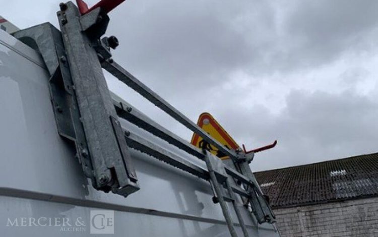 RENAULT RENAULT MASTER / KLUBB KL32  GB-662-PB