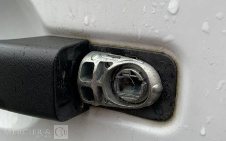 RENAULT RENAULT MASTER / KLUBB KL32  GB-662-PB