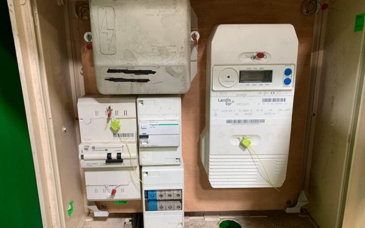 WATTHER E06 70 09  16MAM62023