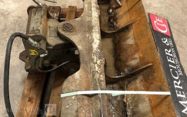 ARDEN EQUIPEMENT C12108-130-P2  76MAM22026