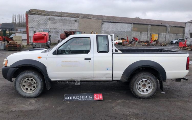 NISSAN NP300 PICKUP  VP10D037