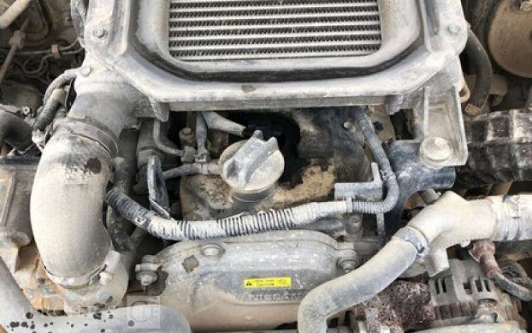 NISSAN NP300 PICKUP  VP10D037