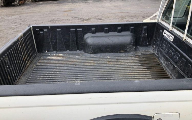 NISSAN NP300 PICKUP  VP10D037