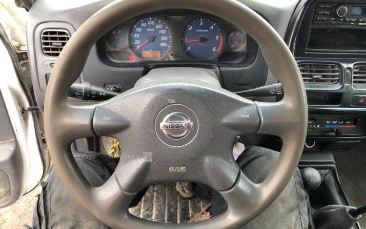 NISSAN NP300 PICKUP  VP10D037