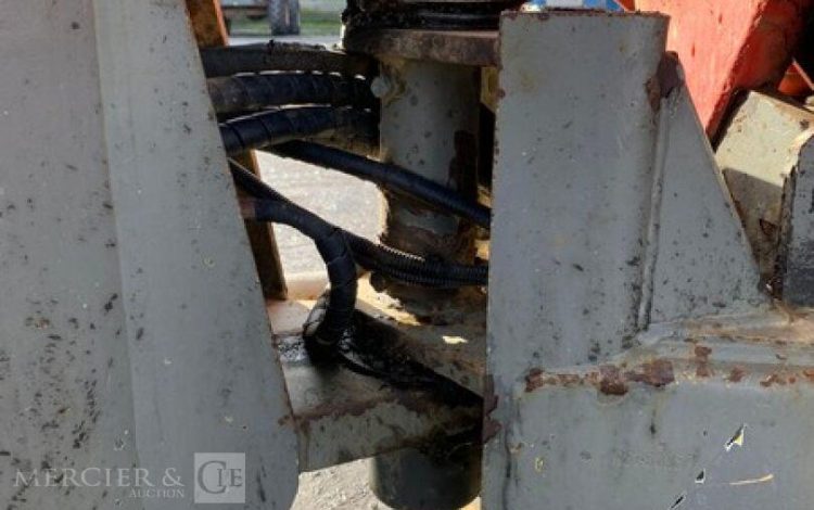 AUSA D 400 AHD  H840A001