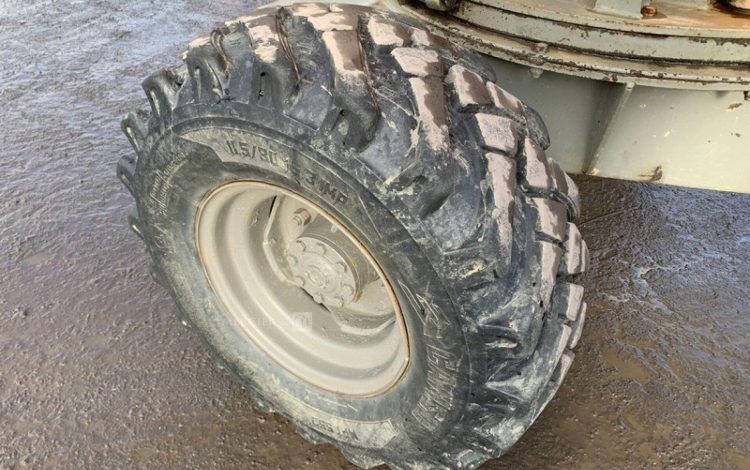 AUSA D 400 AHD  H840A001