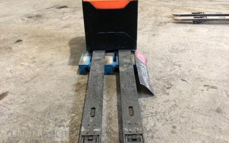 TOYOTA LPE220  YD20946