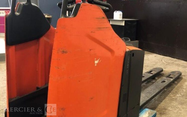 TOYOTA LPE220  YD20946