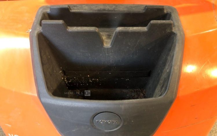 TOYOTA OSE250  YD43914