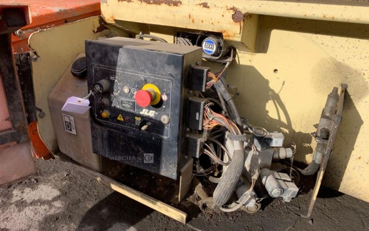 JLG M3369  CB12A2451