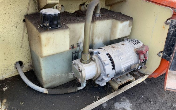 JLG M3369  CB12A2451