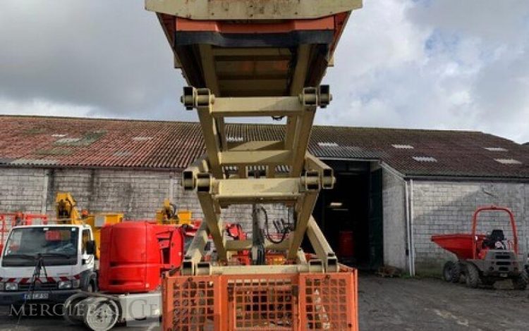 JLG M3369  CB12A2451