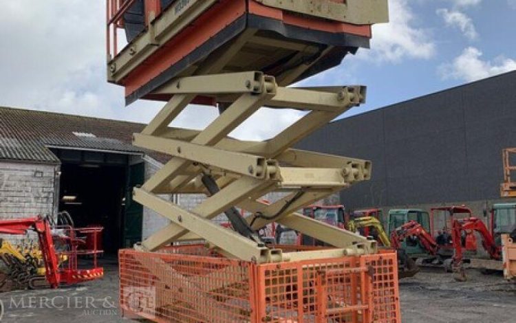 JLG M3369  CB12A2451