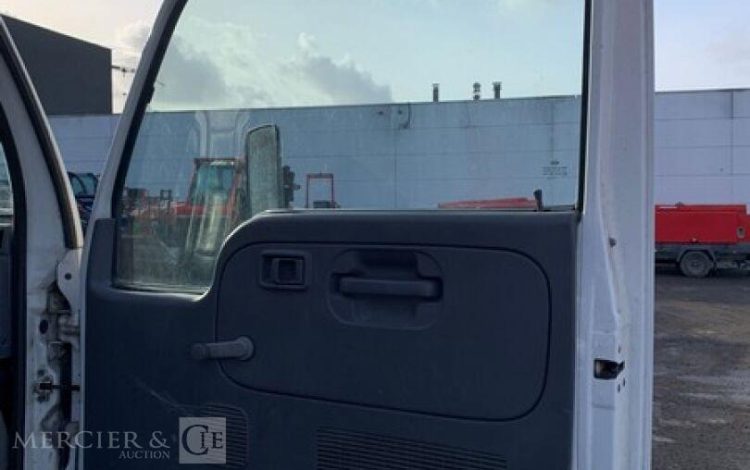 NISSAN NISSAN CABSTAR / MULTITEL 145ALU  VL15B2412