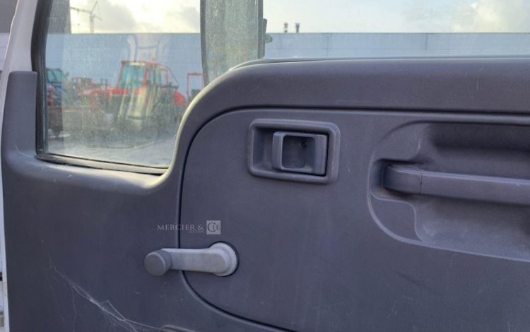 NISSAN NISSAN CABSTAR / MULTITEL 145ALU  VL15B2412