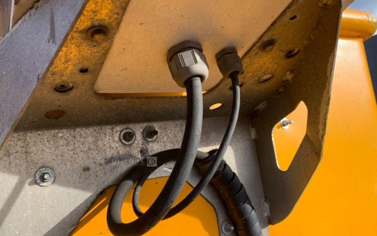 NISSAN NISSAN CABSTAR / MULTITEL 145ALU  VL15B2412