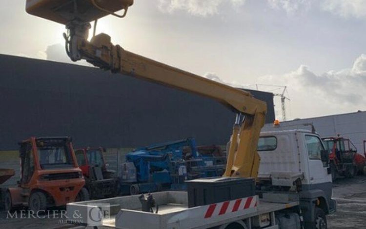 NISSAN NISSAN CABSTAR / MULTITEL 145ALU  VL15B2412